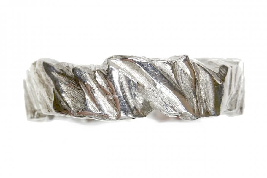 Fede in oro bianco buccia d'arancia