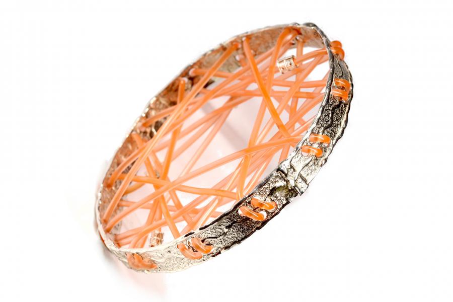 Bracciale in oro e pietre semipreziose, peschereccio