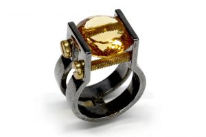 Argento in argento rodiato nero con quarzo citrino