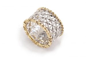 Anello in oro giallo e bianco