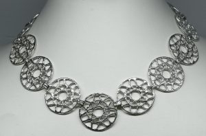 Collier piceno ruote semplice